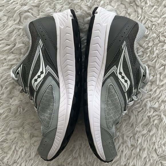 Saucony Cohesion 13 Running Shoes Versafoam Activewear Gym Womens Sz 6.5W - Picture 2 of 15